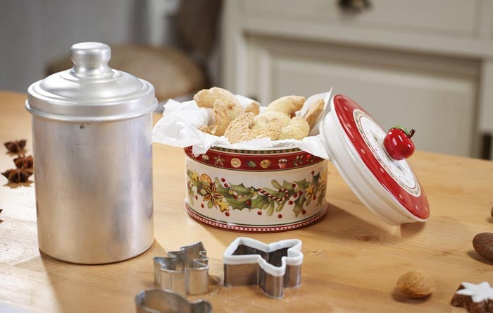 VILLEROY & BOCH Keksdose M Winter Bakery Delight