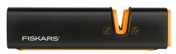 FISKARS XSHARP UNIVERSAL-SCHÄRFMESSER