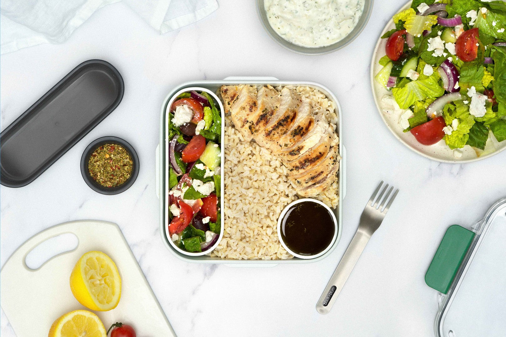 BLACK+BLUM Lunchbox quadratisch Olivgrün
