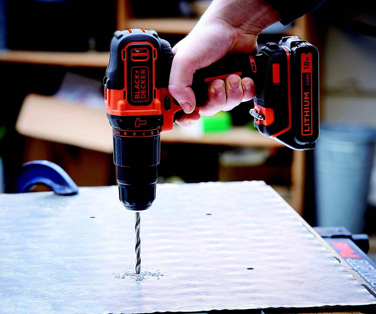 BLACK+DECKER SCHRAUBENDREHER 18V/1x1,5Ah BDCHD18-QW