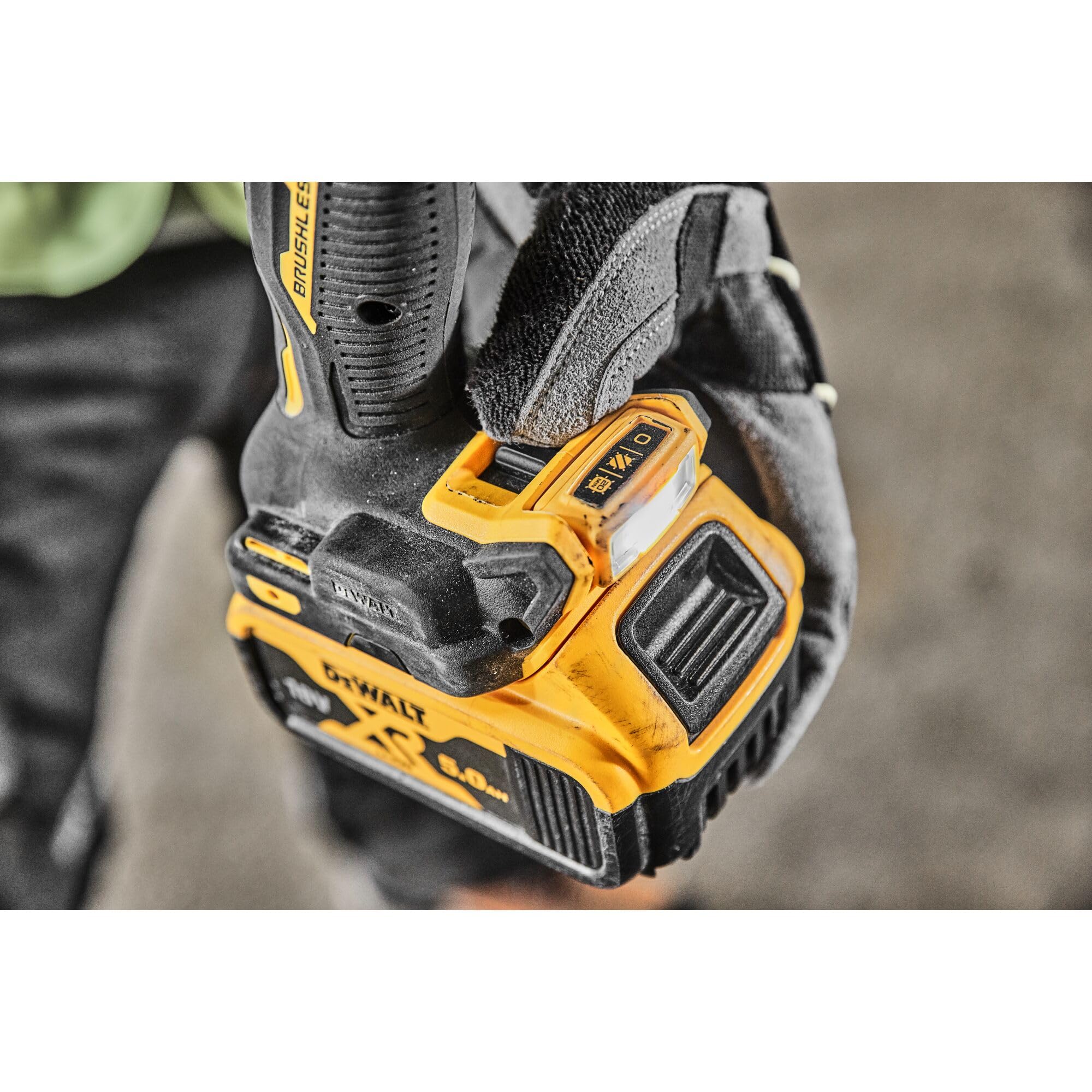 DEWALT SCHLAGBOHRER/ANGETRIEBEN 18V 90Nm 90Nm 2x5,0Ah BL TSTAK DCD805P2T