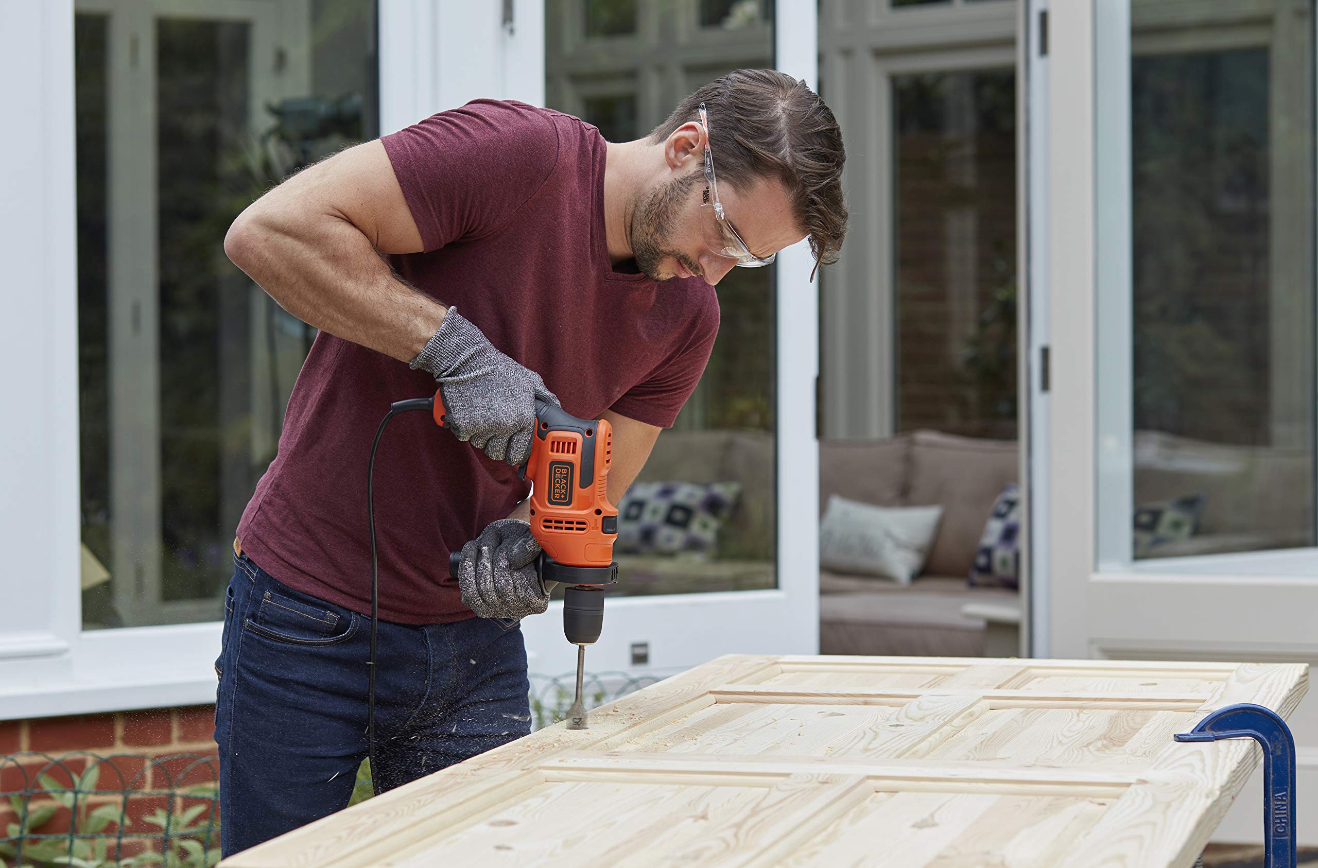 SCHLAGBOHRER VON BLACK+DECKER. 500 W BEH200-QS KARTON
