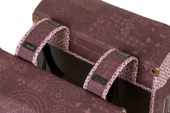 BASIL BOHEME DOPPELTASCHE 35L Universal Bridge System, wasserdicht feigenrot