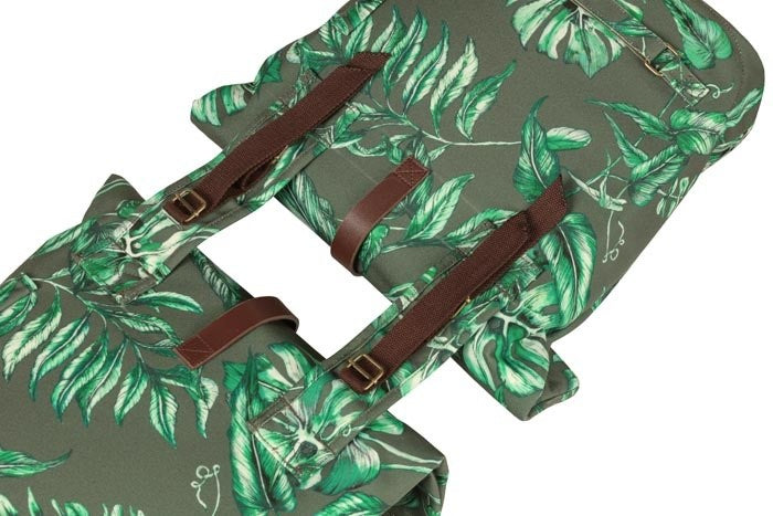 BASIL EVER-GREEN DOPPELTASCHE 28-32L, Universal Bridge System, wasserfest, thymiangrün