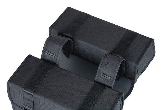 BASIL TOUR DOPPELTASCHE 28L, Universal Bridge System, wasserdicht schwarz