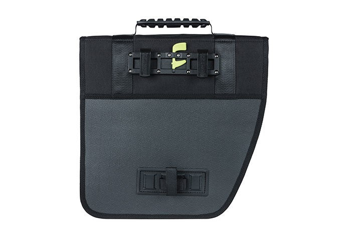 BASIL TOUR WASSERDICHTE EINZELTASCHE LINKS 14L, Einhängesystem, wasserdicht links schwarz