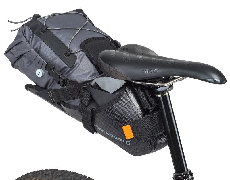 BLACKBURN OUTPOST ELITE SEAT PACK 10,5l Satteltasche mit wasserdichter Tasche, Metallbefestigung für Luftsattelstütze