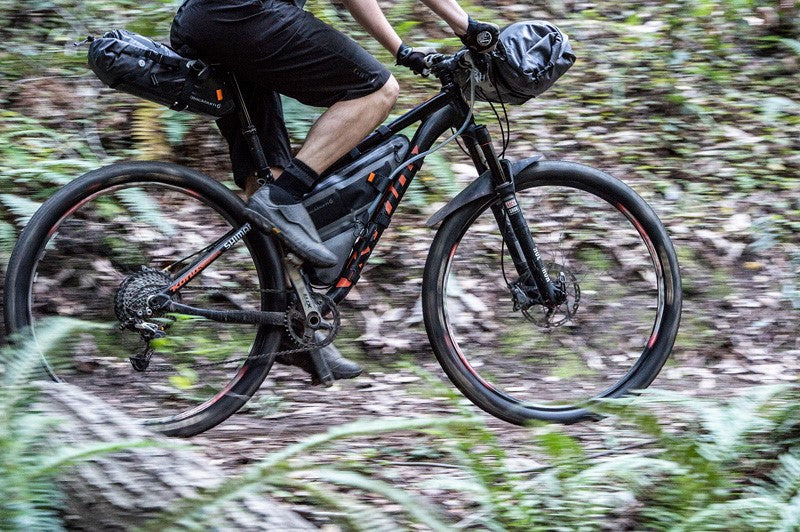 BLACKBURN OUTPOST ELITE MEDIUM SHORT Rahmentasche 3,65L wasserdicht Größe M kurz 203g