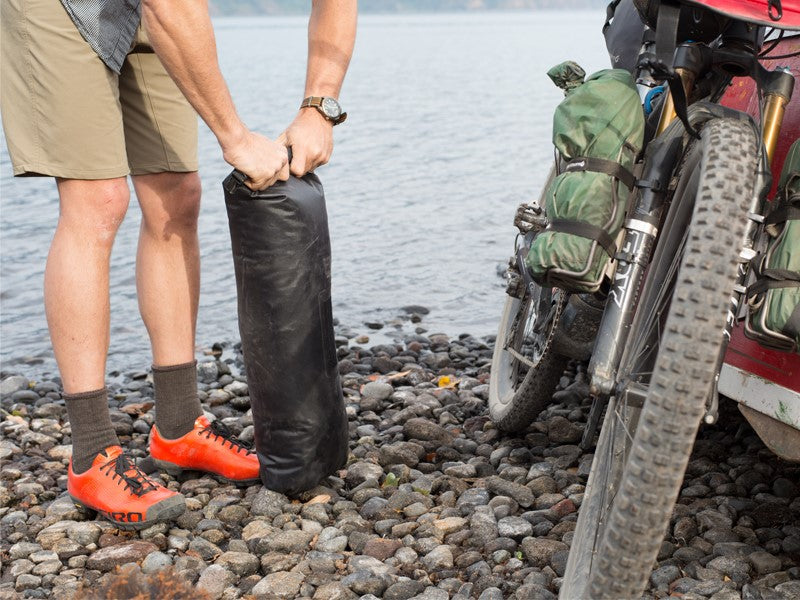 BLACKBURN OUTPOST LENKER mit wasserdichter Tasche